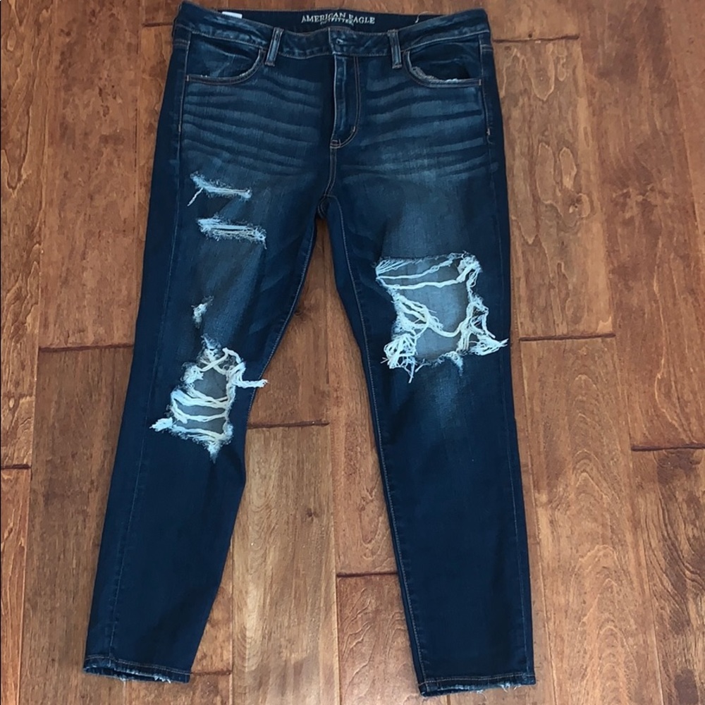American Eagle Outfitters Dark wash Ripped Jeans